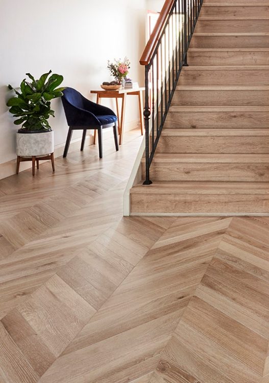 De Marque Oak | Chevron Cannes