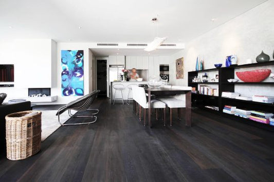 Prestige Oak | Black Fox